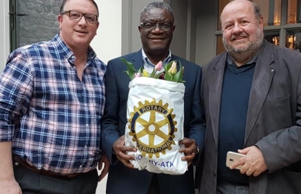 SOUTIENT DU DOCTEUR DENIS MUKWEGE AU ROTARY D'ATH